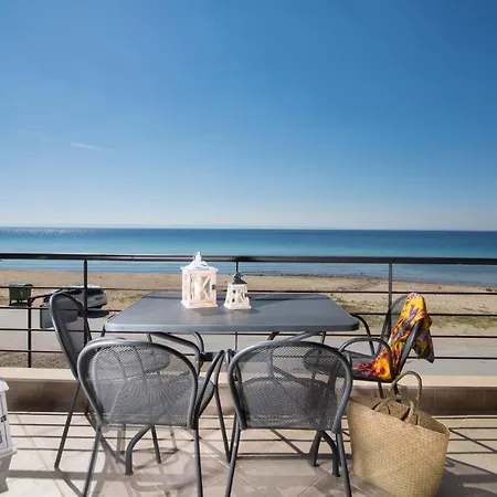 Apartment Filippos Seafront Nikiti (Sithonia)