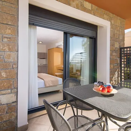 Apartment Filippos Seafront