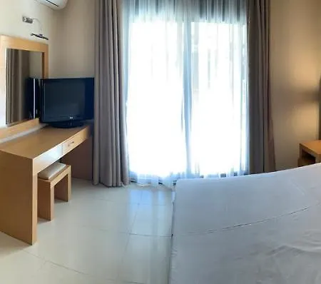 Filippos Seafront Apartamento